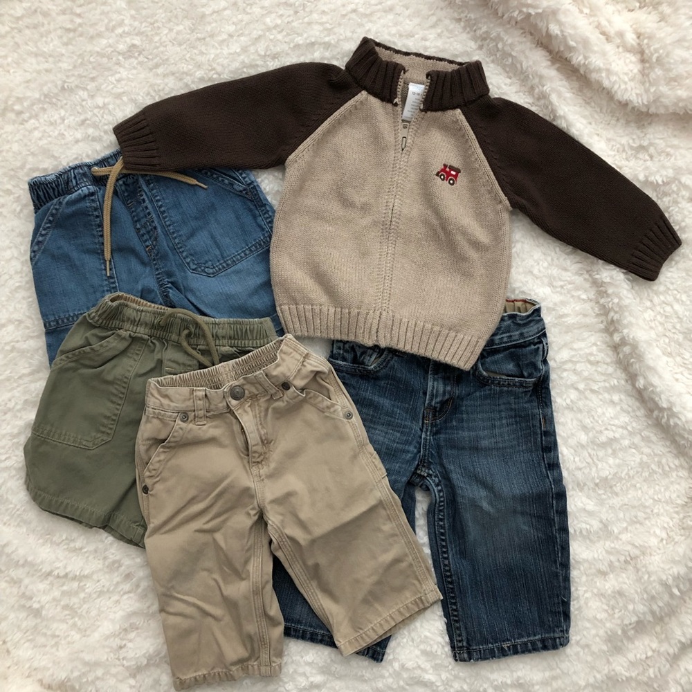 Lot of super cute baby clothes. Size 12-18 mos.